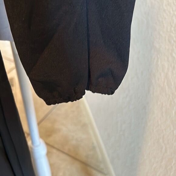 Nikki Lund Size L Long Sleeve Belted Jumpsuit Solid Black Relaxed Fit Minimalist - Picture 8 of 9